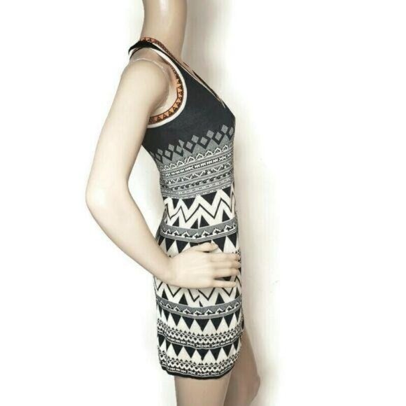 Carmen Marc Valvo Geometric Print Sleeveless Dress size S - Picture 8 of 12